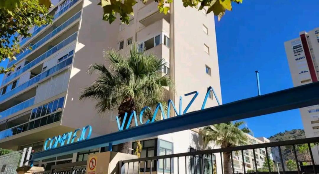 베니돔 Vacanza Luxury Complex- Parking , Pool Only In The Summer , Rincon De Loix 아파트 외부 사진